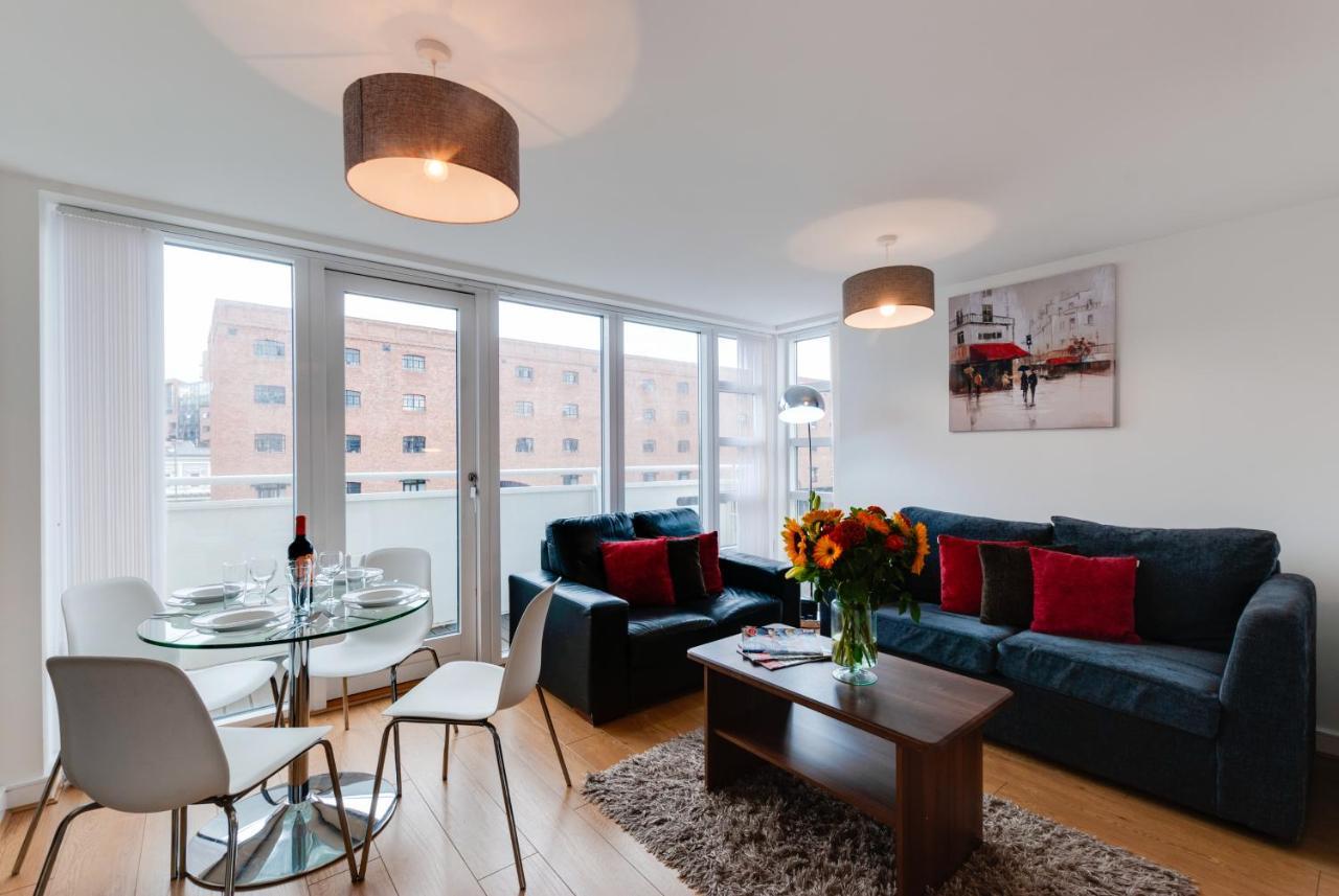 Base Serviced Apartments - The Docks Liverpool Exterior photo