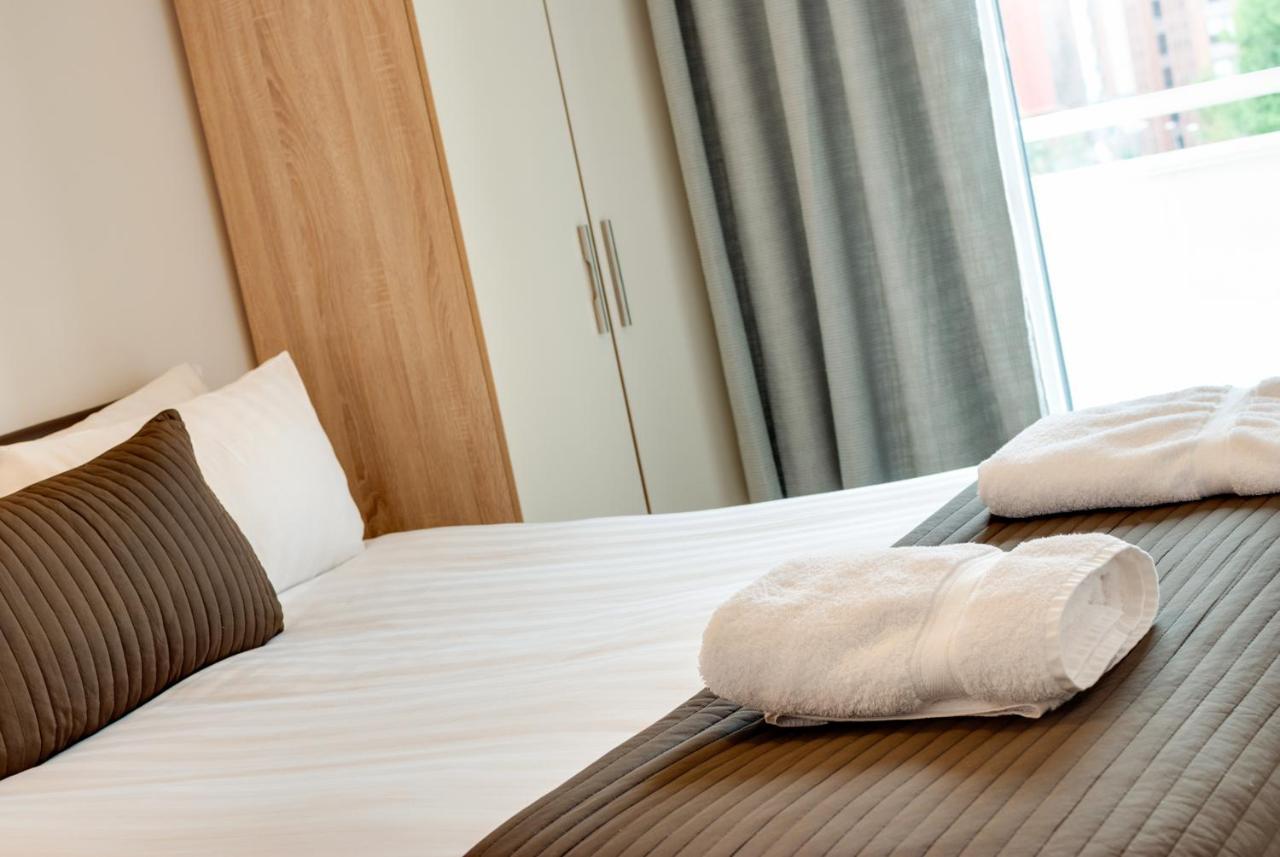 Base Serviced Apartments - The Docks Liverpool Exterior photo