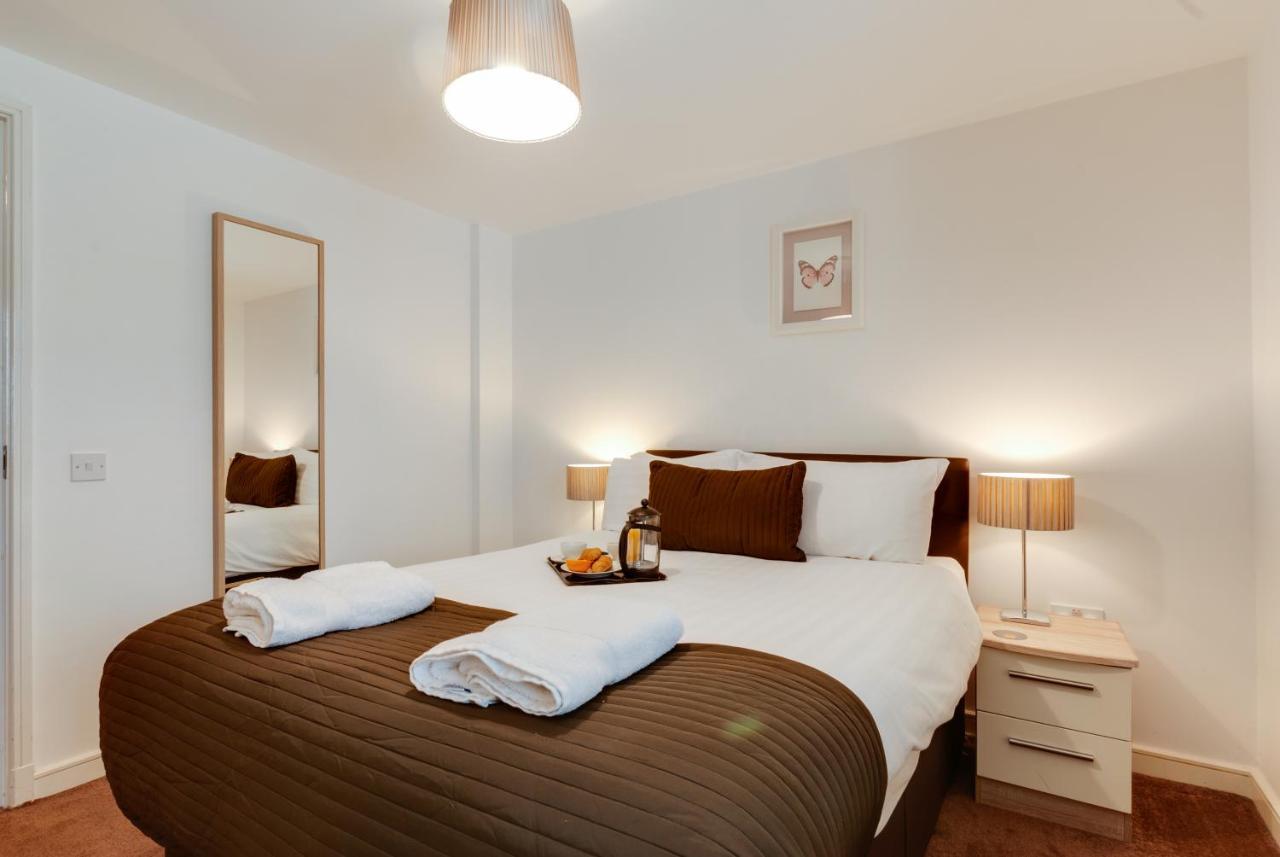 Base Serviced Apartments - The Docks Liverpool Exterior photo