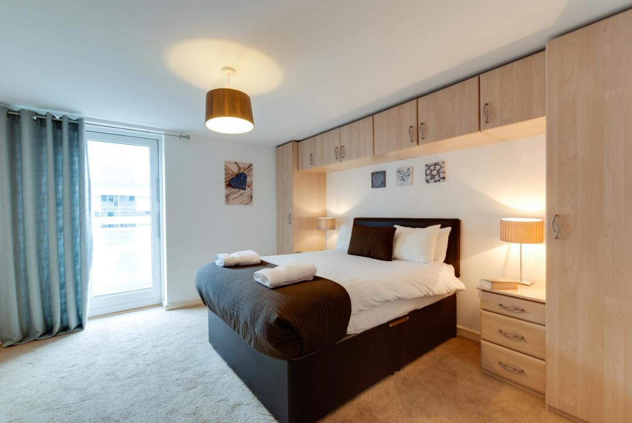 Base Serviced Apartments - The Docks Liverpool Exterior photo