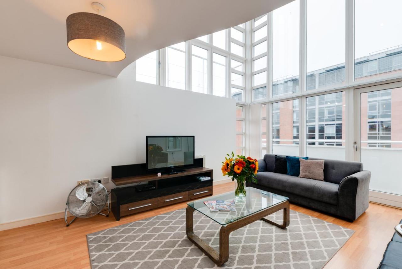 Base Serviced Apartments - The Docks Liverpool Exterior photo