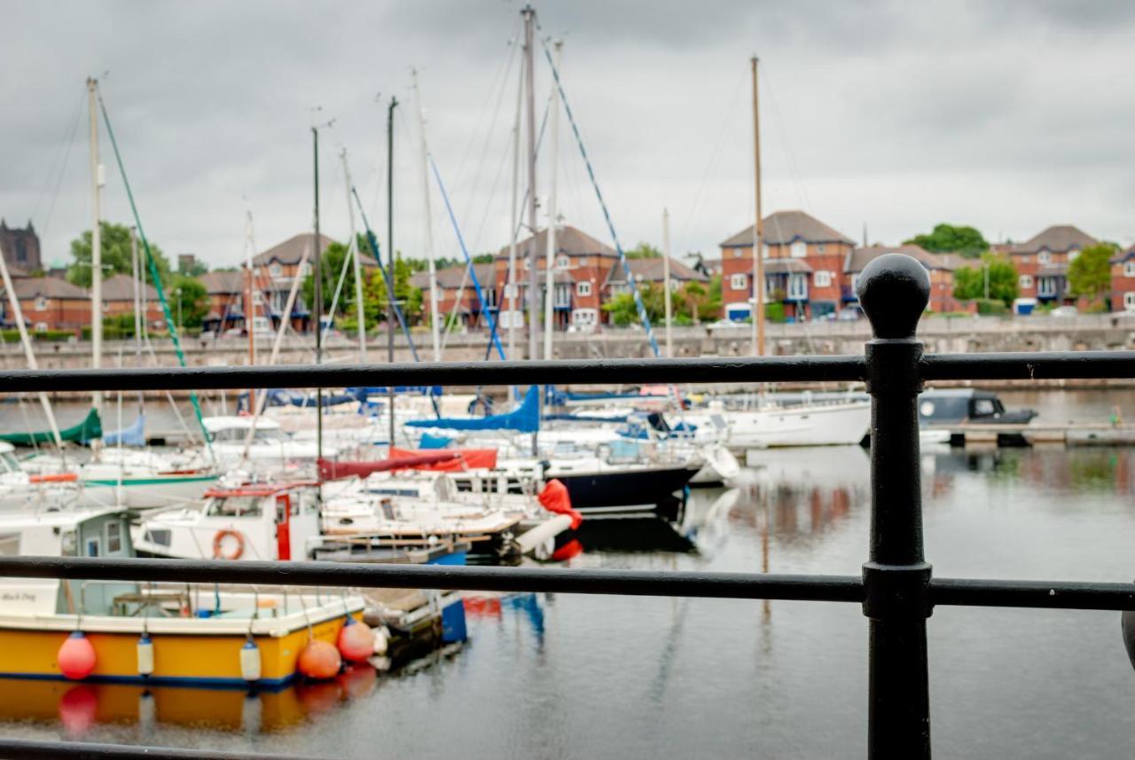 Base Serviced Apartments - The Docks Liverpool Exterior photo