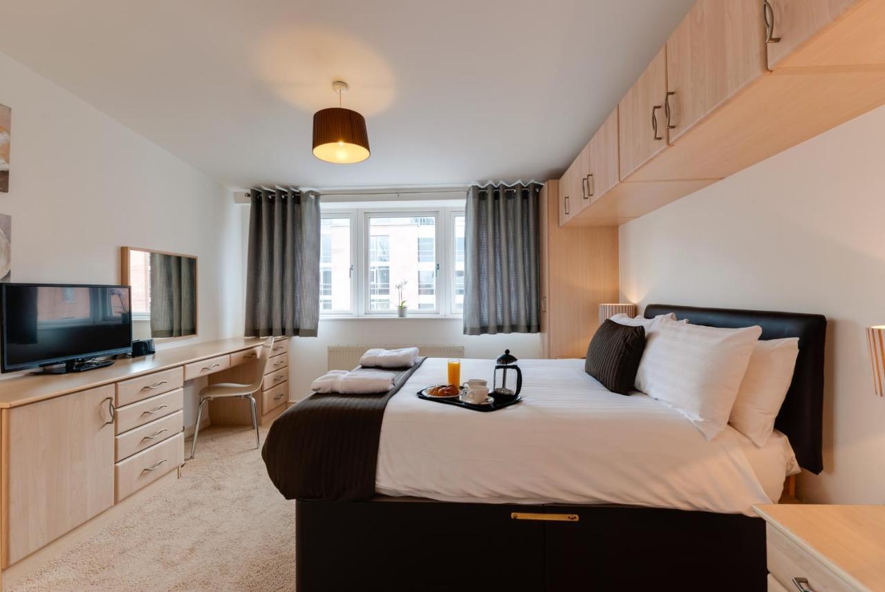 Base Serviced Apartments - The Docks Liverpool Exterior photo