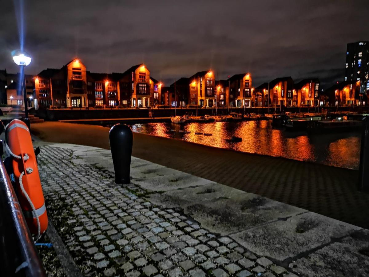 Base Serviced Apartments - The Docks Liverpool Exterior photo
